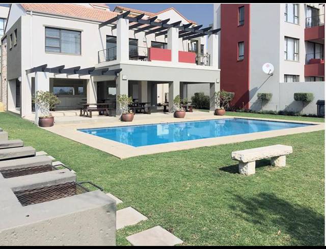 2 BEDROOM PROPERTY TO RENT IN LONEHILL